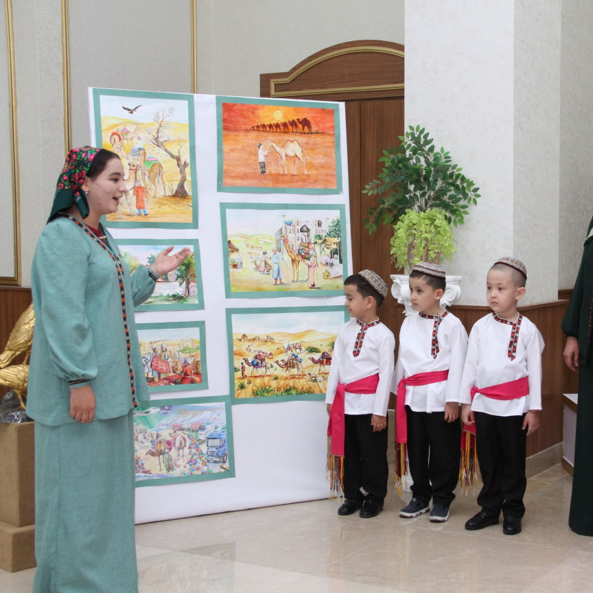  «Bagtyýar döwrüň bagtly çagalary» atly sergi